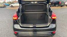 Ford Focus 1.0 EcoBoost 140 ST-Line Navigation 5dr Petrol Hatchback